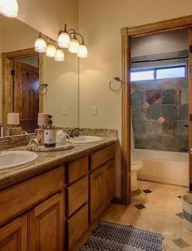 Torreon Family Large Decks And Open Floorplan Show Low