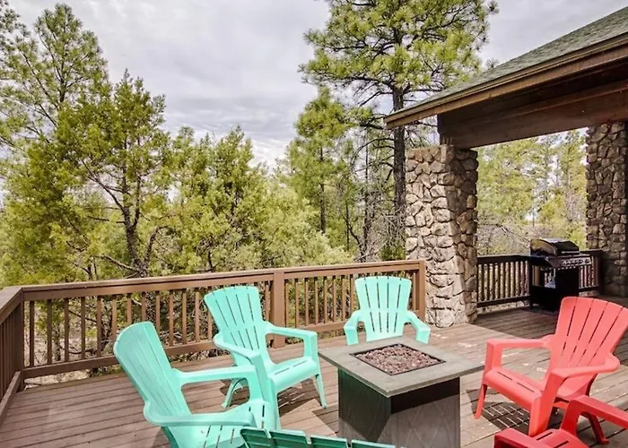 Torreon Family Large Decks And Open Floorplan Holiday home Show Low